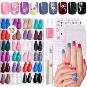 Short Squaval Press on Nails Kit 576Pcs 24 Colors